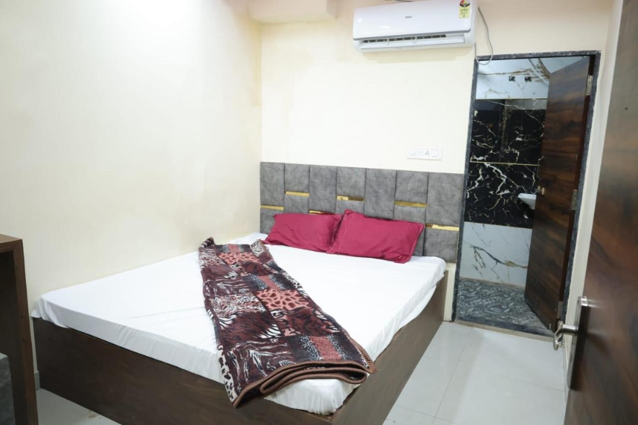 Hotel Shree Kalbhairav Kripa Ujjain Esterno foto